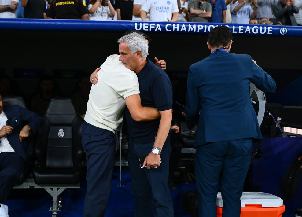 Real Madrid 2-1 Inter Milan Đơn giản, đây là đội bóng của Mourinho! 1