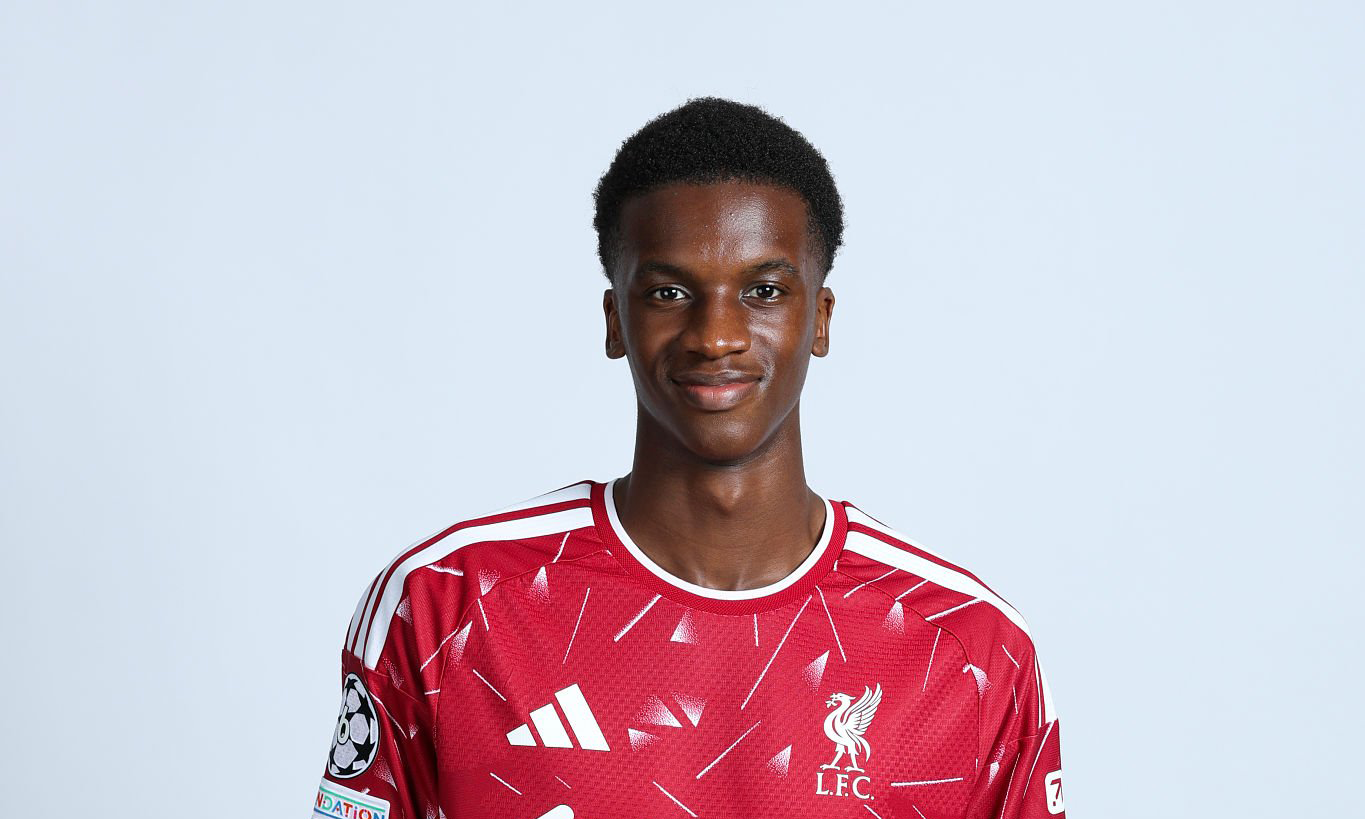 Câu chuyện về những trái tim lạc nhịp ở Anfield 2 Câu chuyện về những trái tim lạc nhịp ở Anfield 2