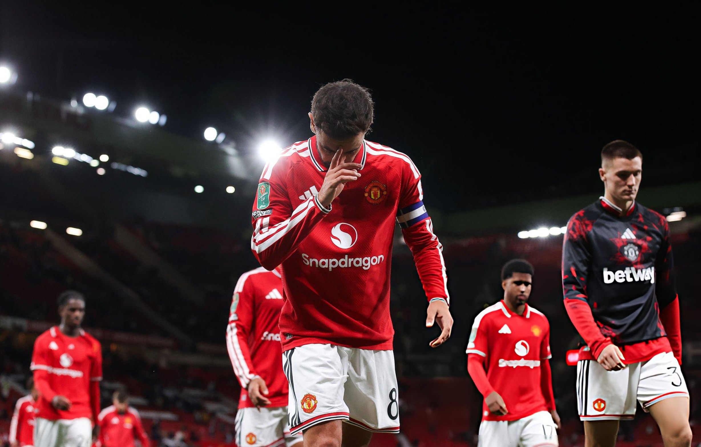 Thất bại trước Brighton tệ đến mức nào với Michael Carrick 1