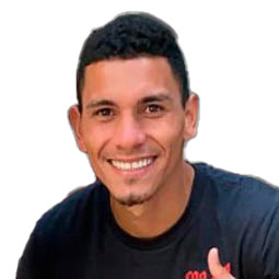 Leo Gomes