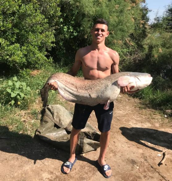 Phil Foden yêu thích điều gì nhất ngoài bóng đá 1 Phil Foden yêu thích điều gì nhất ngoài bóng đá 1