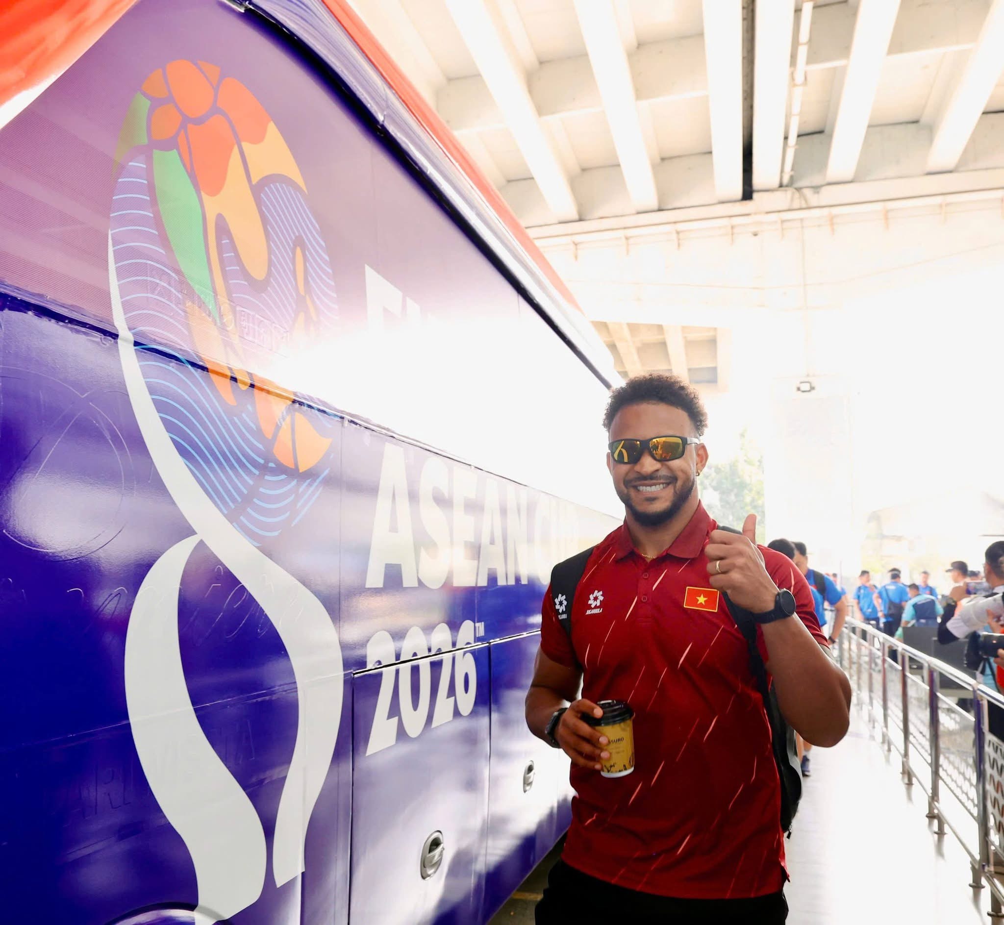 Nguyen Xuan Son hao huc cho FIFA ASEAN Cup 2026