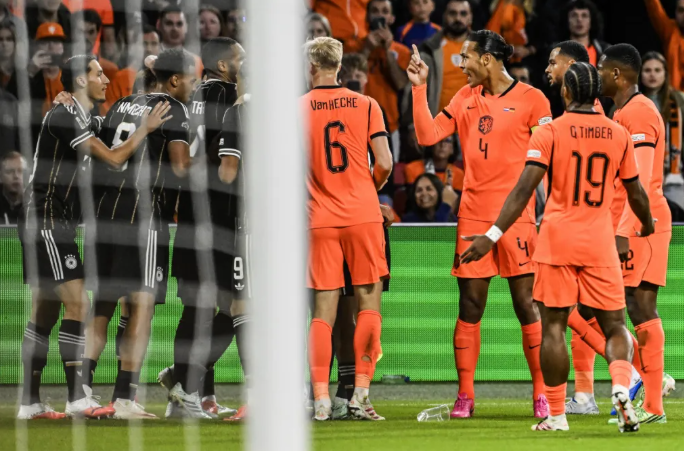 Virgil van Dijk nổi điên với bàn thắng của tuyển Đức 2 Virgil van Dijk nổi điên với bàn thắng của tuyển Đức 2
