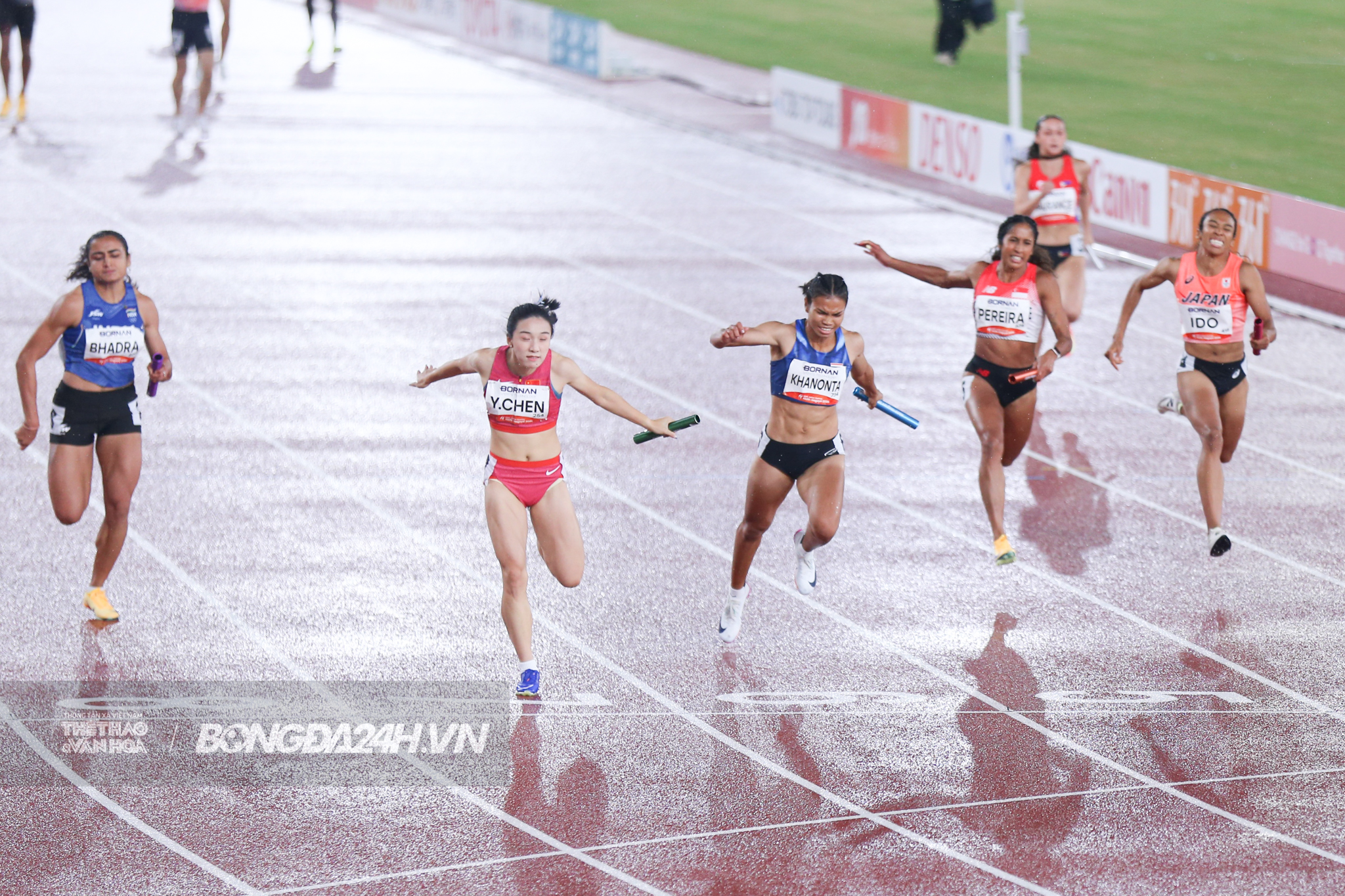 Bức ảnh chung của 2 “thần gió” nổi bật nhất ASIAD 20 2
