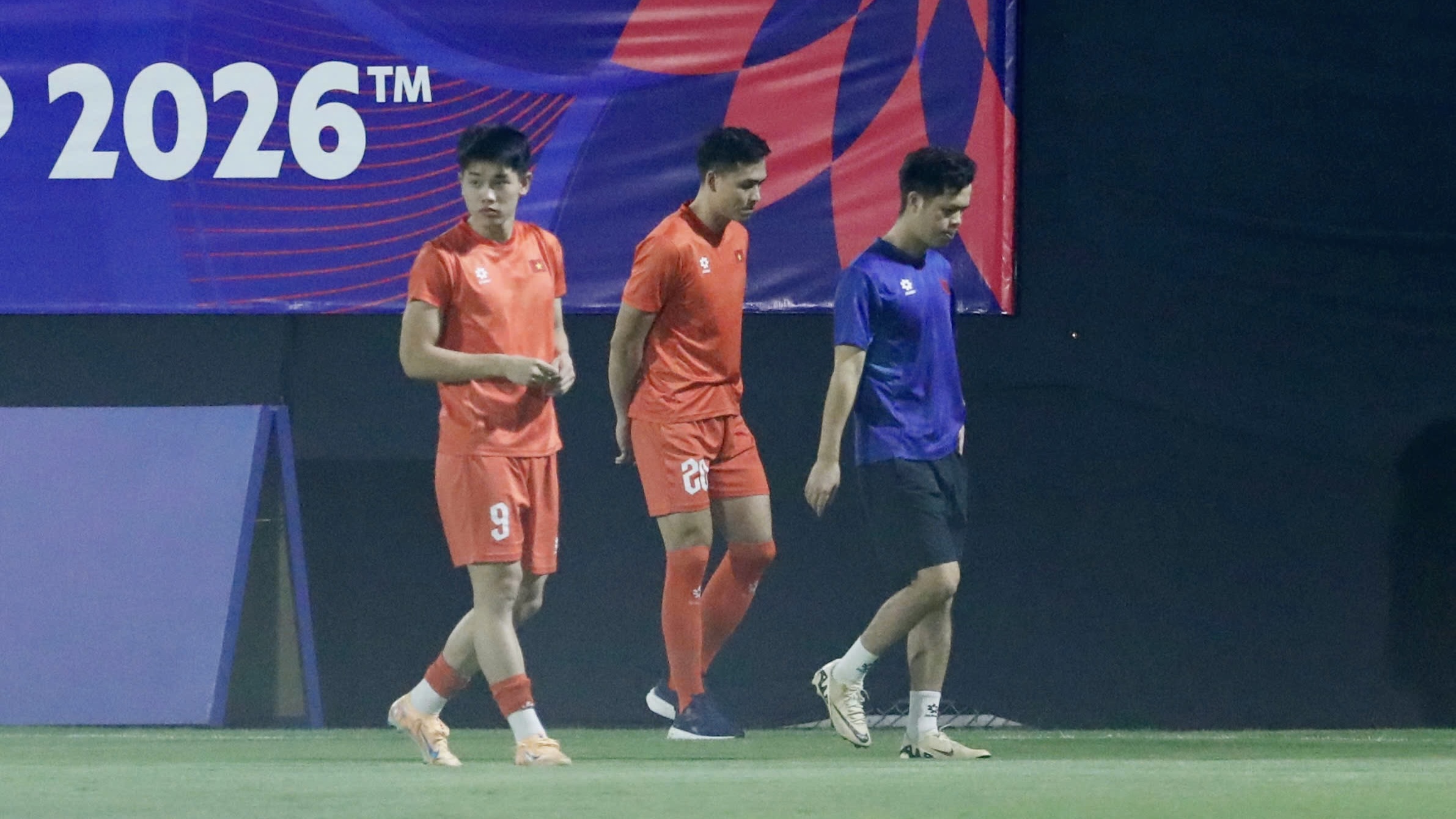 Tien dao Nguyen dinh Bac cung trung ve Bui Hoang Viet Anh tap rieng