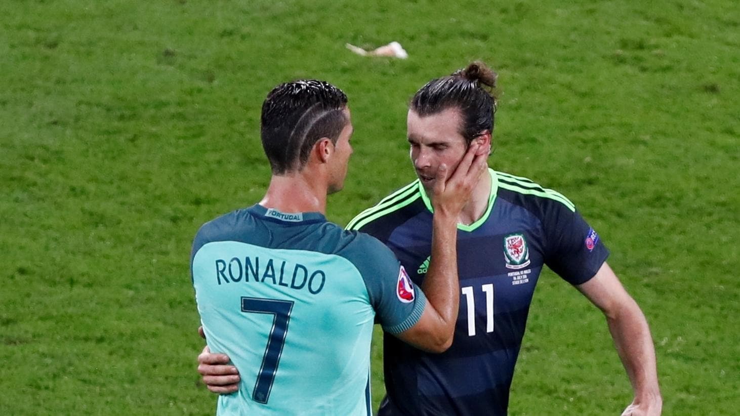 Euro 2016 Khi cả Bồ Đào Nha gánh nhau lên đỉnh 5