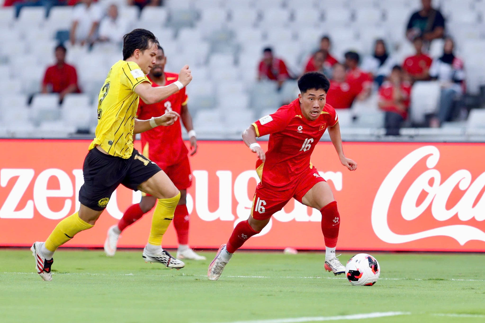 Khoa Ngô ĐT Việt nam vs Malaysia Khoa Ngo dT Viet nam vs Malaysia