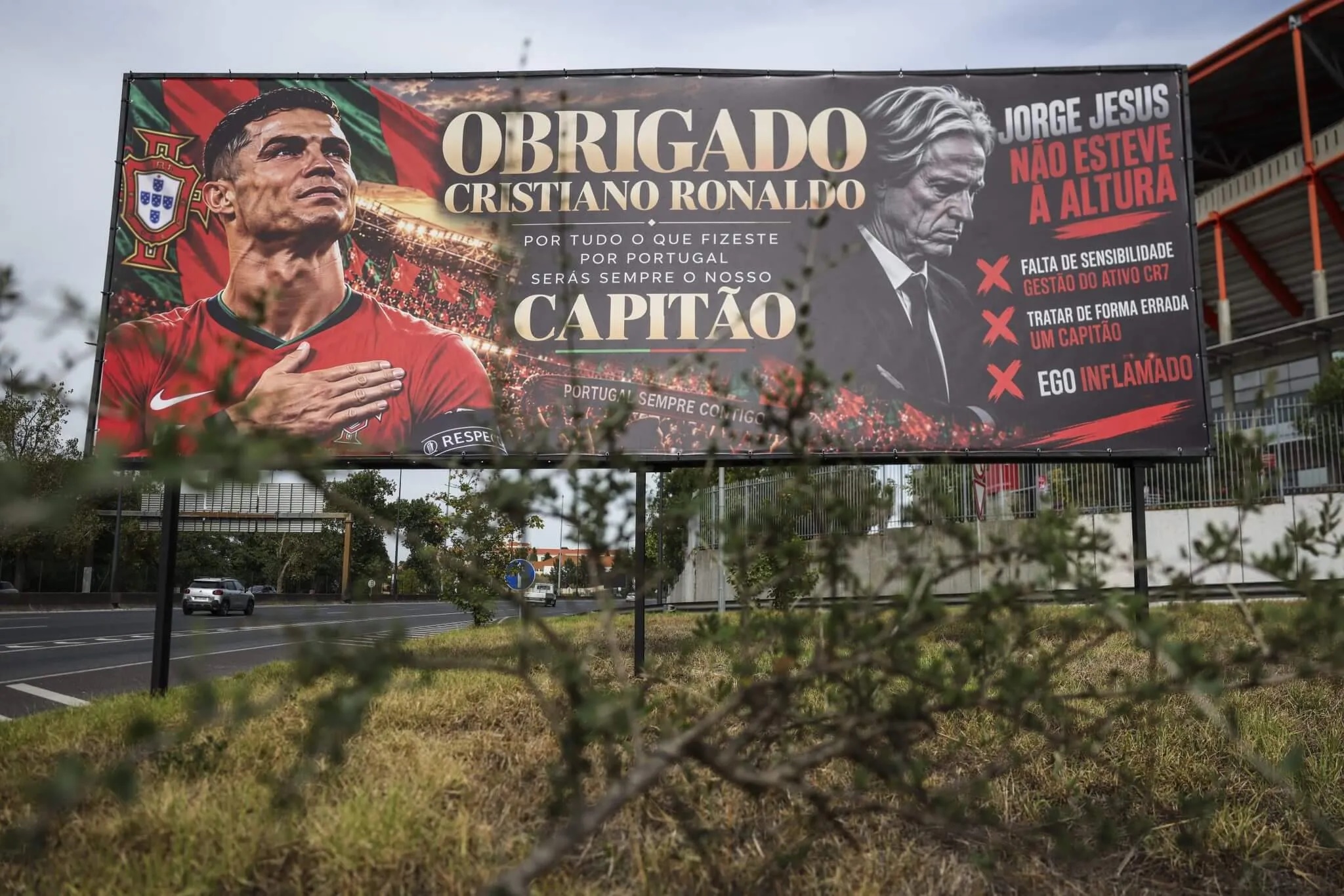 Ronaldo và đoạn kết buồn cho một sự nghiệp vĩ đại ở ĐT Bồ Đào Nha 1 Ronaldo và đoạn kết buồn cho một sự nghiệp vĩ đại ở ĐT Bồ Đào Nha 1