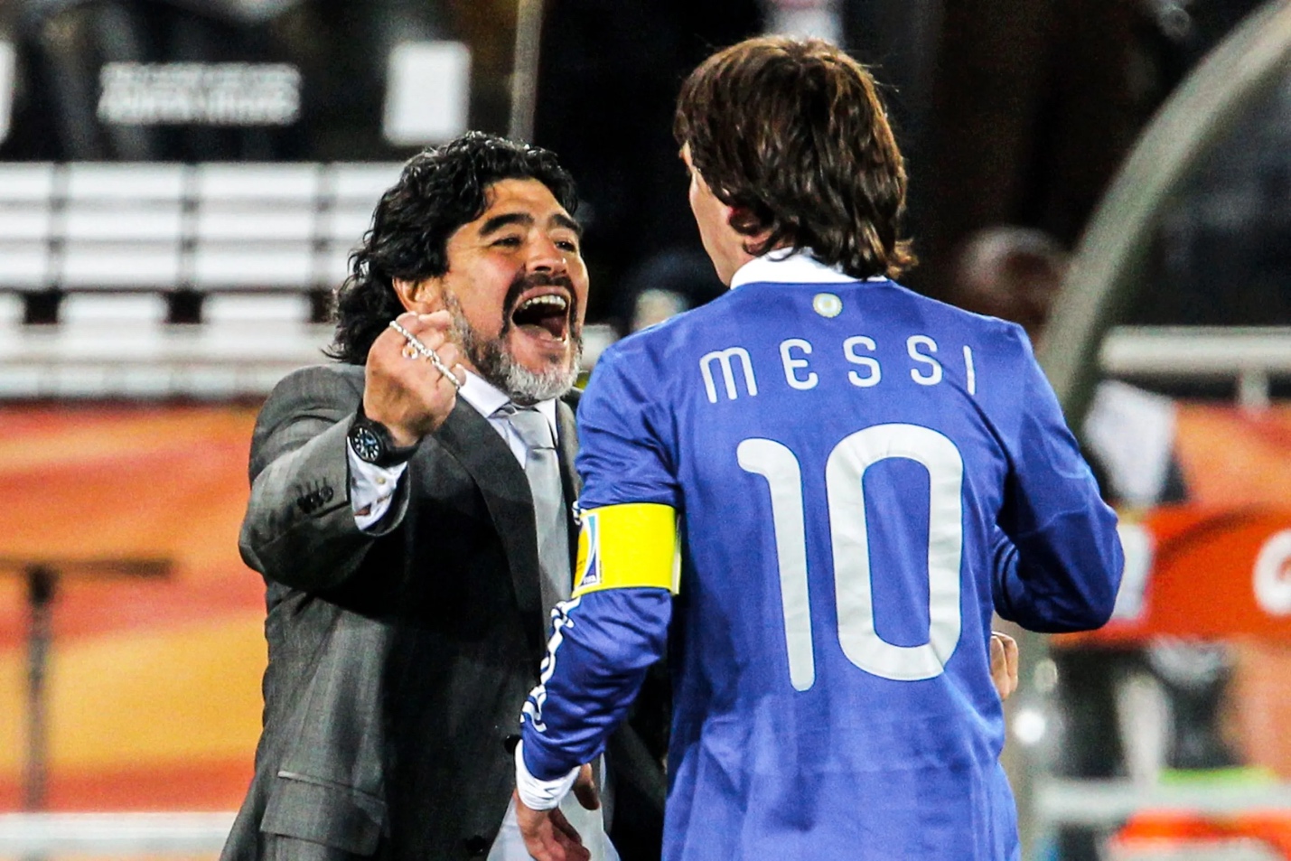 Lionel Messi trong màu áo Argentina qua ảnh Từ chiếc thẻ đỏ ngày ra mắt đến lời chia tay của một huyền thoại 5