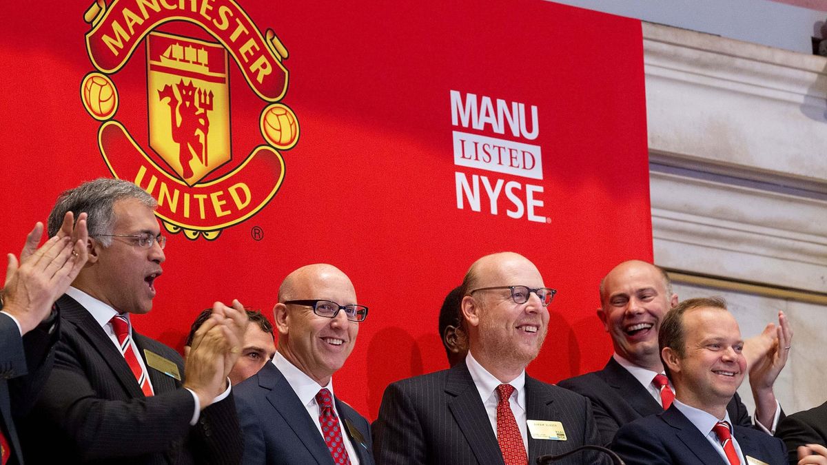 Những điều bạn cần biết về khoản nợ khổng lồ 1,15 tỷ bảng của Man Utd 4 Những điều bạn cần biết về khoản nợ khổng lồ 1,15 tỷ bảng của Man Utd 4