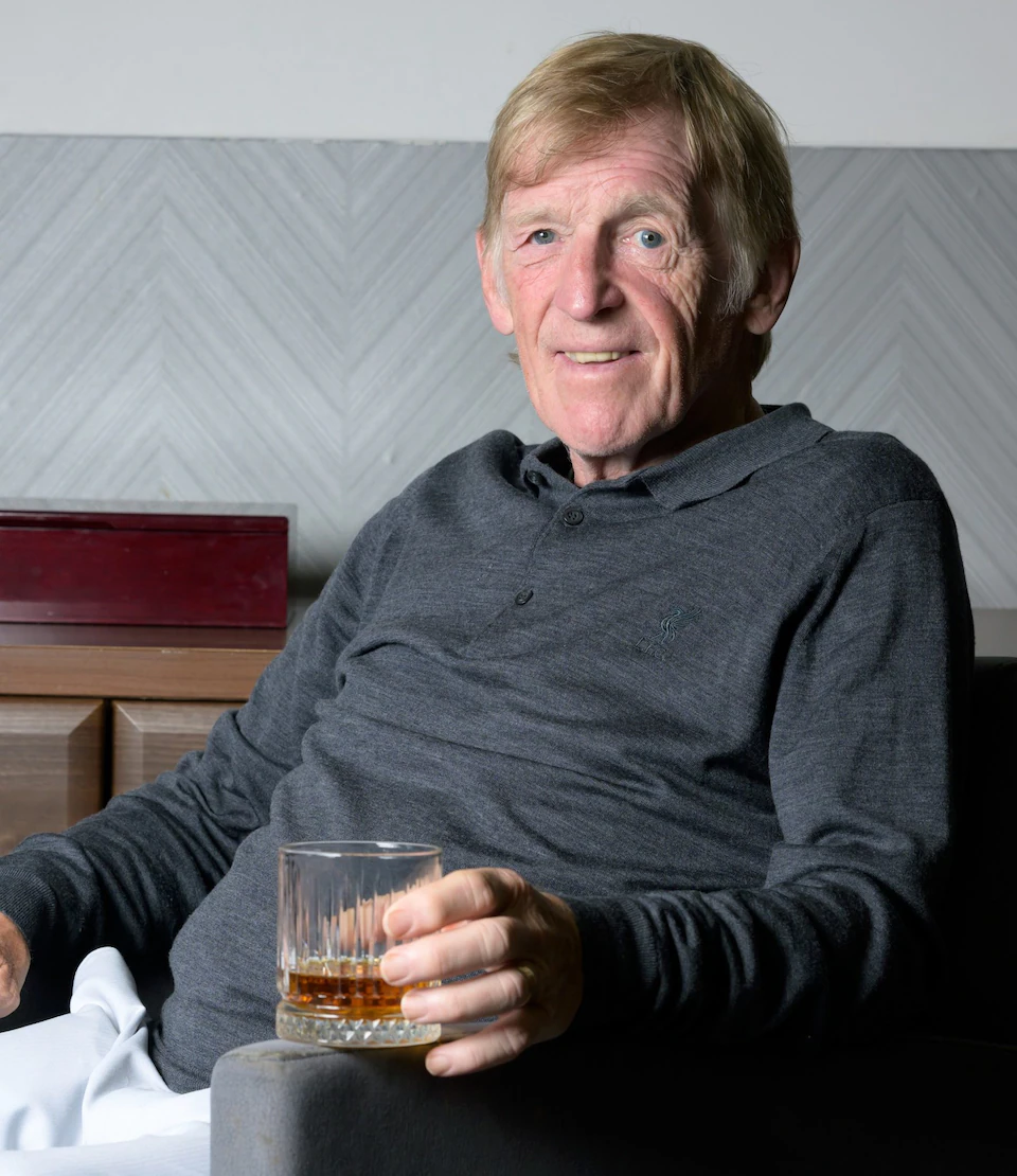 Sir Kenny Dalglish Người ta bảo đừng mang những vấn đề ở công việc về nhà Nhưng không mang về thì mang đi đâu 3 Sir Kenny Dalglish Người ta bảo đừng mang những vấn đề ở công việc về nhà Nhưng không mang về thì mang đi đâu 3
