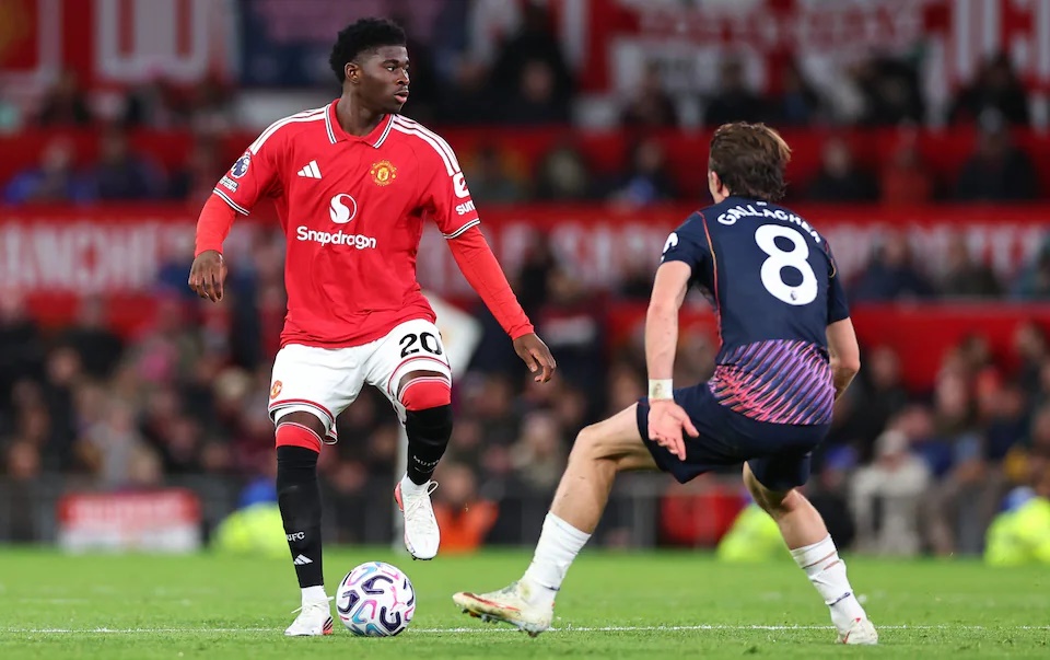 Michael Carrick và sức ép sau khởi đầu tệ nhất của Quỷ đỏ trong 40 năm 3