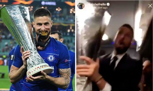 Olivier Giroud trong mắt CĐV Arsenal khó tính Một tiền đạo chân gỗ không hơn 5