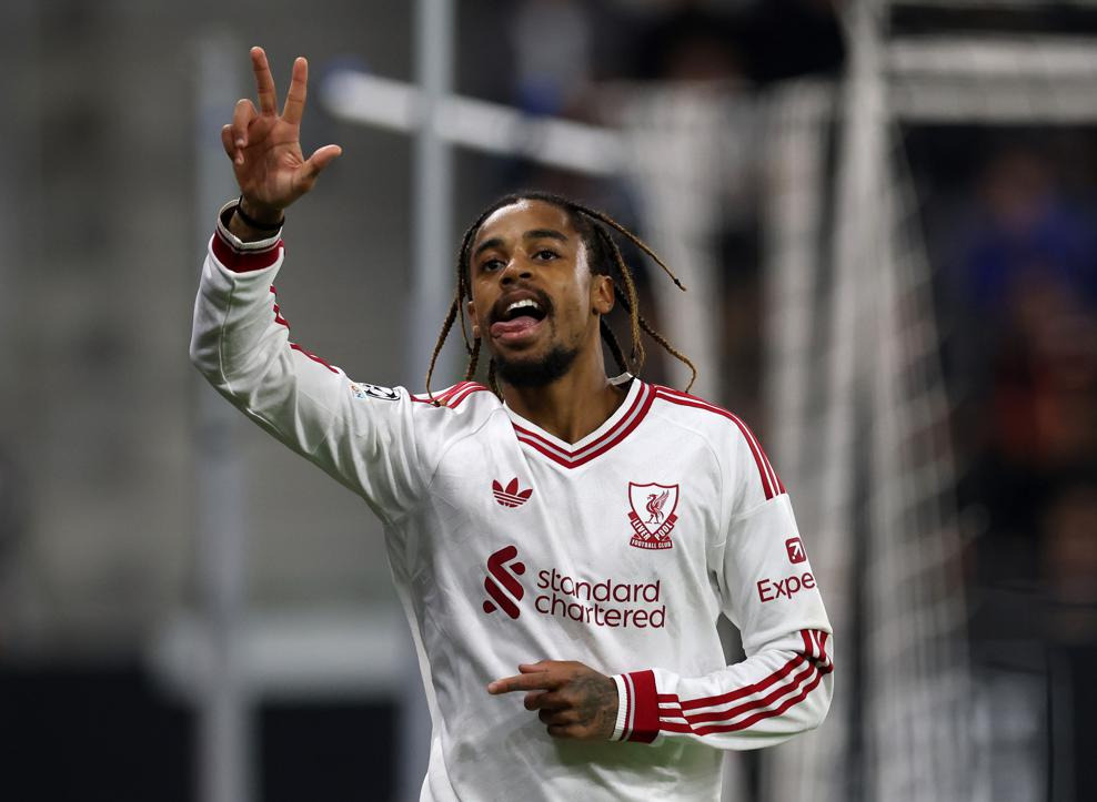 lask_v_liverpool_fc_-_uefa_champ(2) lask_v_liverpool_fc_-_uefa_champ(2)