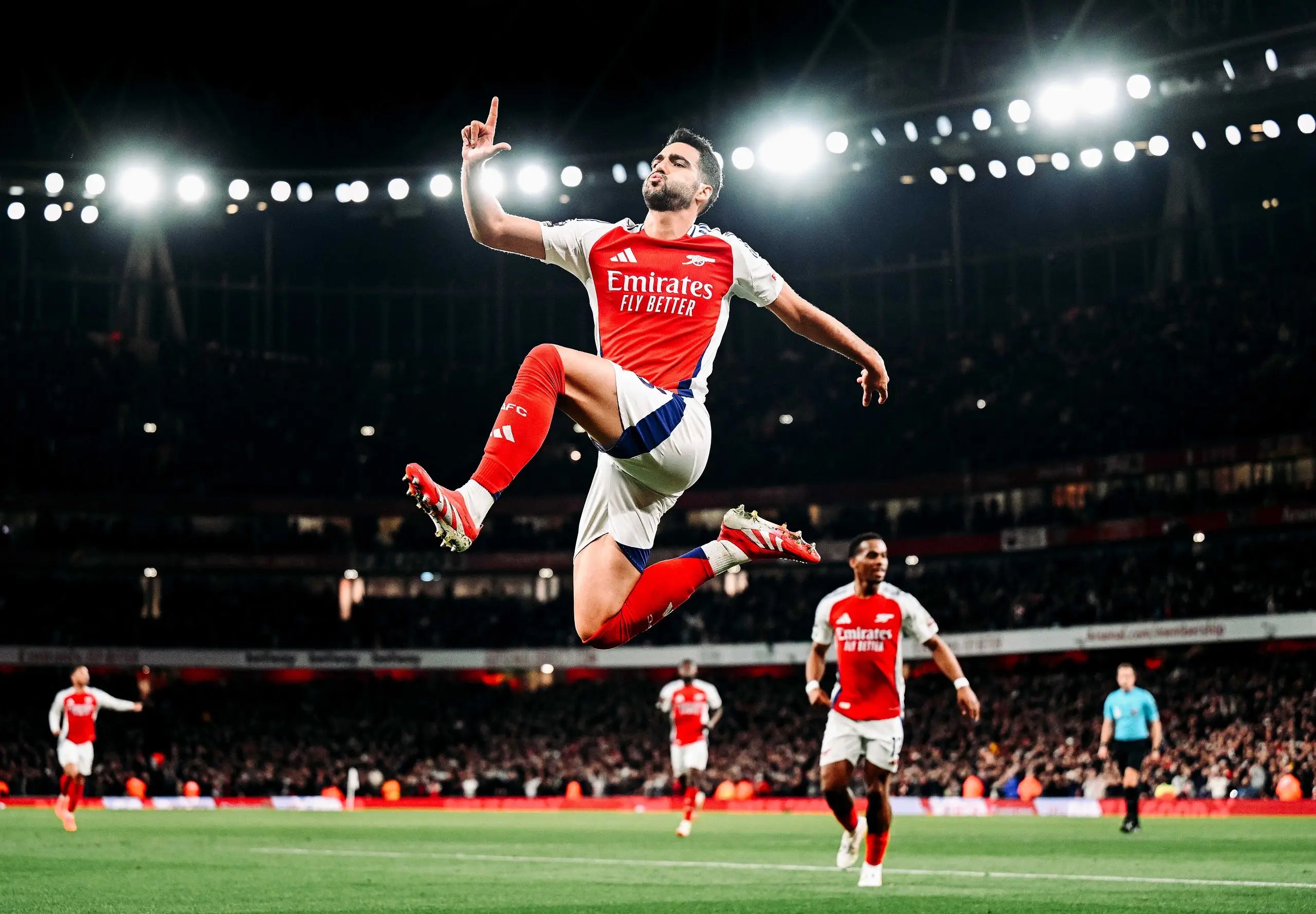 Mikel Merino Giấc mơ World Cup và những người tôi yêu 4