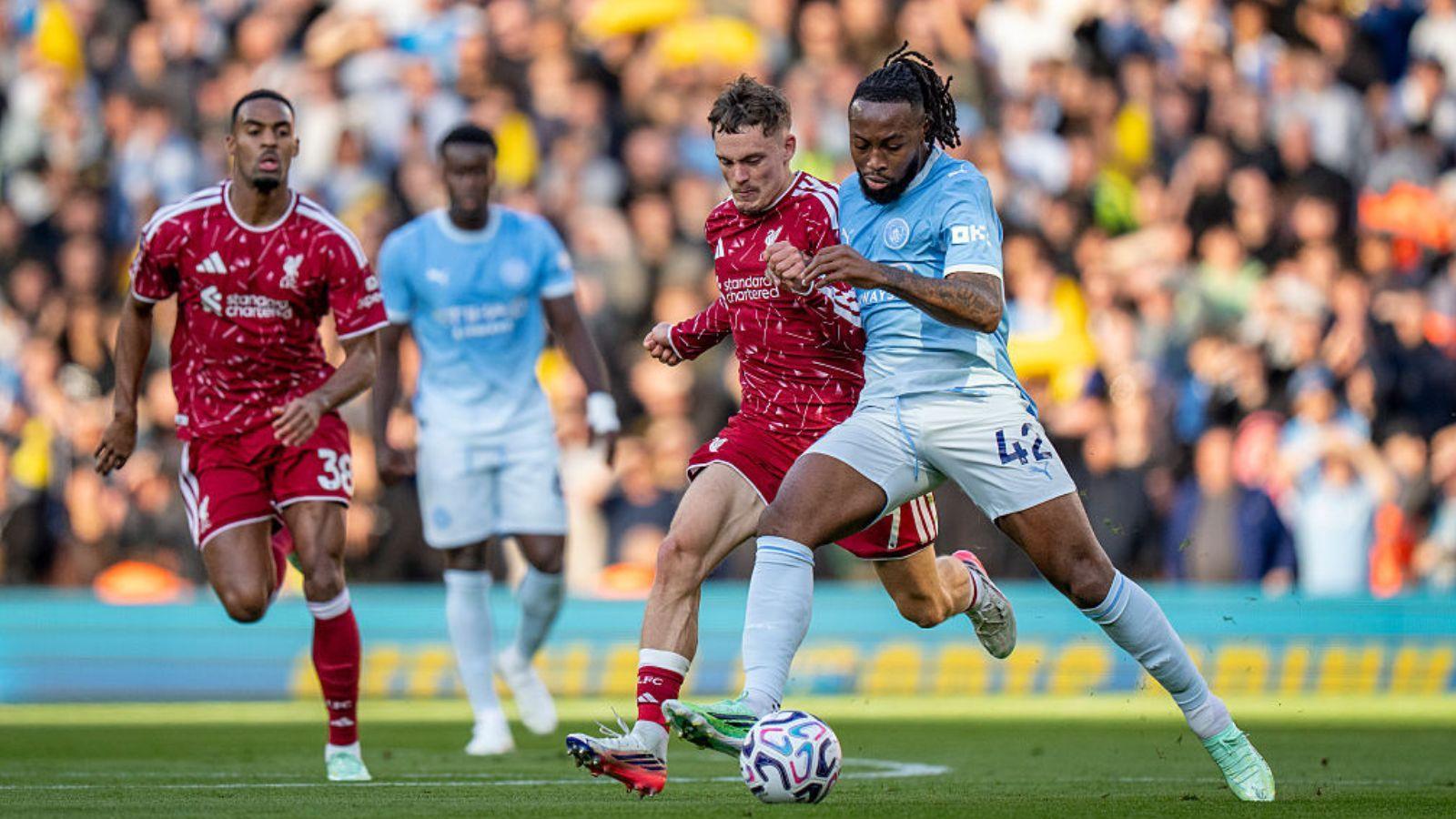 7 chiến thắng và những vấn đề phía sau màn khởi động tuyệt đối điện ảnh của Man City 2