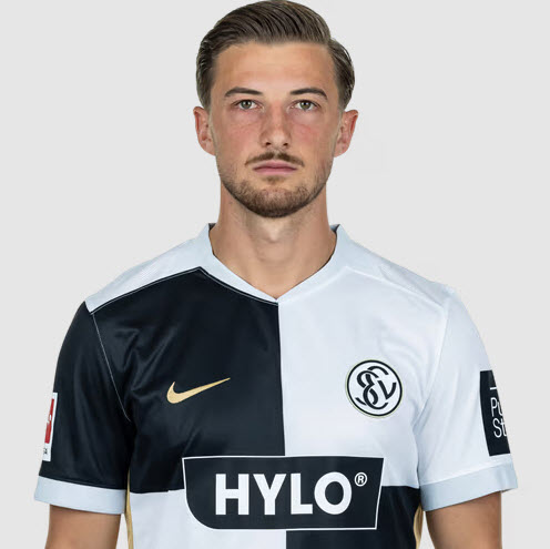 Lukas Petkov