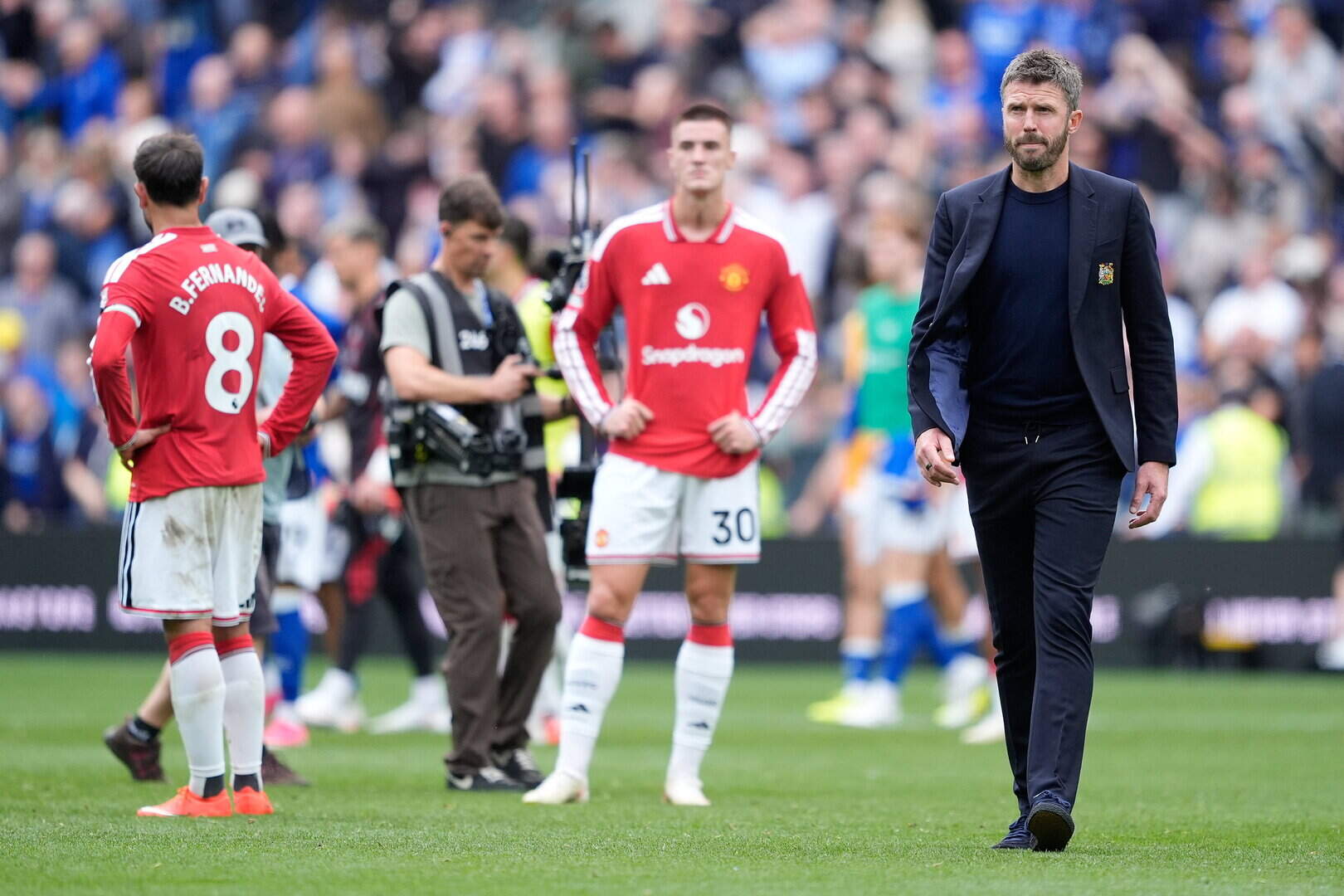 Michael Carrick trước lưỡi hái tử thần Man Utd sẽ lại chọn cách giải quyết cũ 2