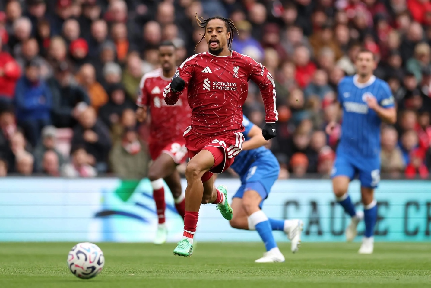 Những chiến binh đang thổi bùng ngọn lửa Anfield 3 Những chiến binh đang thổi bùng ngọn lửa Anfield 3