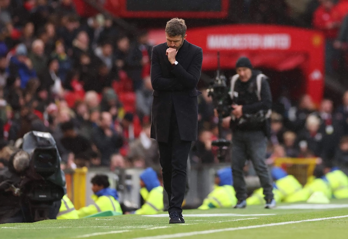 Man Utd đang thiếu một HLV nổi loạn như Antonio Conte 1