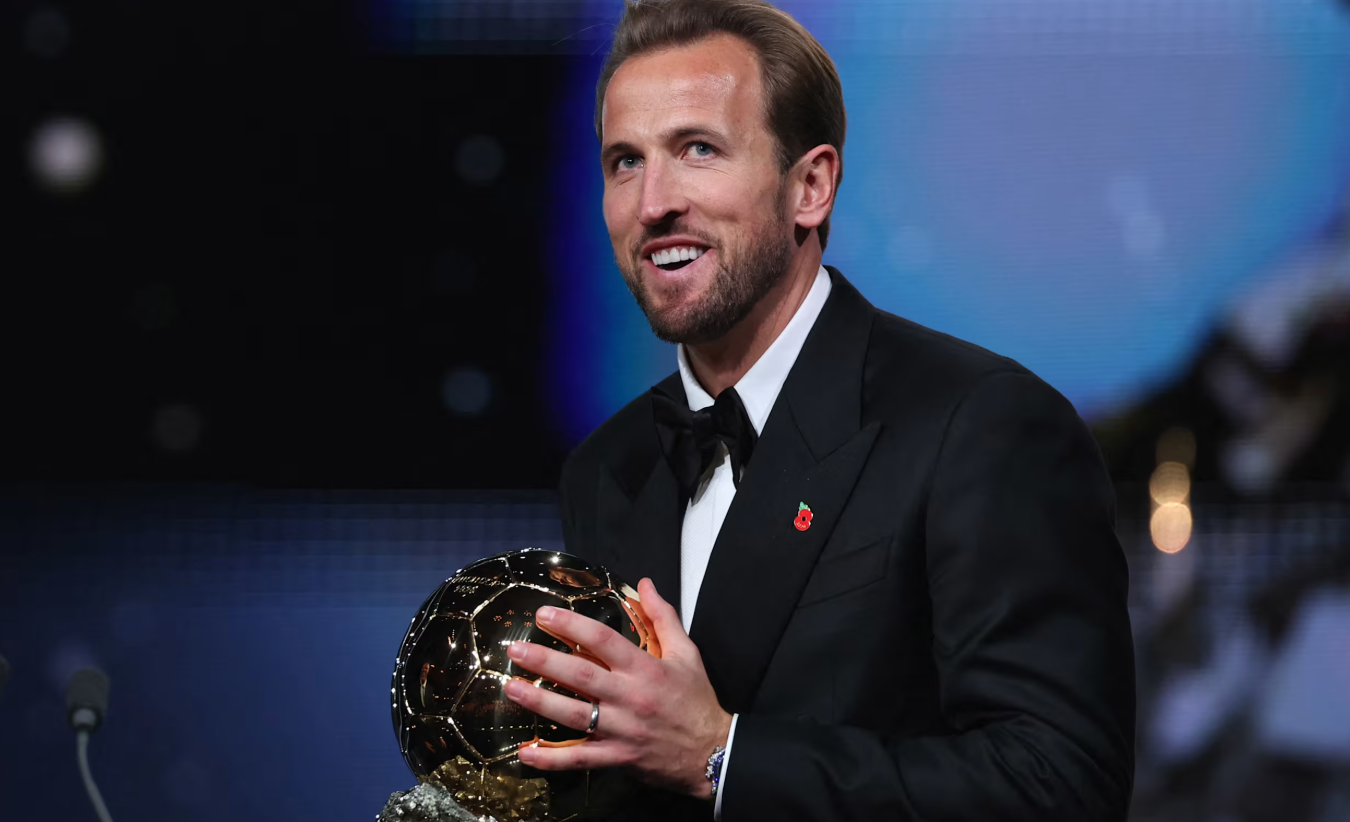Bayern Munich chúc mừng Harry Kane chạm đỉnh vinh quang 1 Bayern Munich chúc mừng Harry Kane chạm đỉnh vinh quang 1