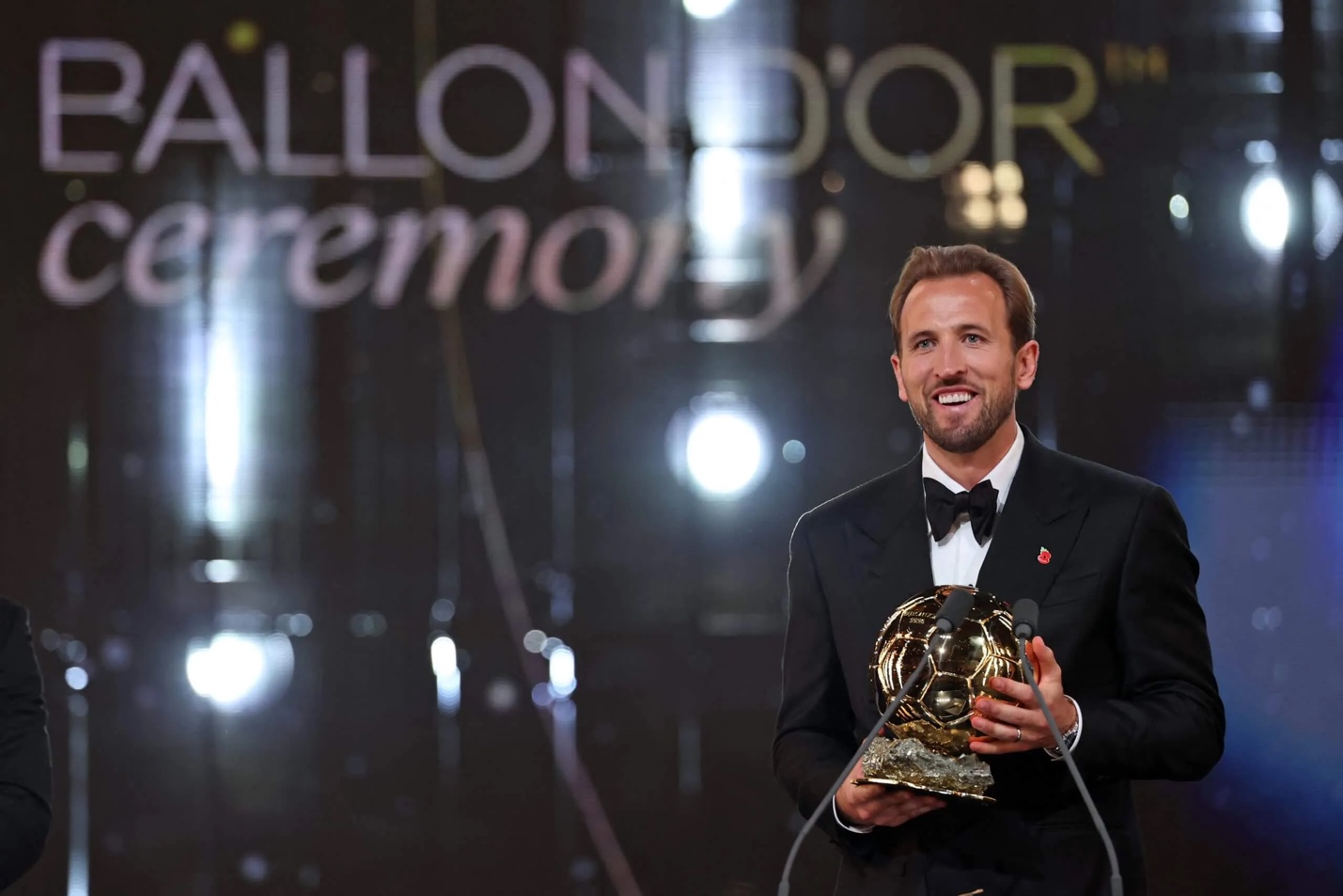 Hành trình của Harry Kane Từ công viên ở London đến Quả bóng vàng 2026 17