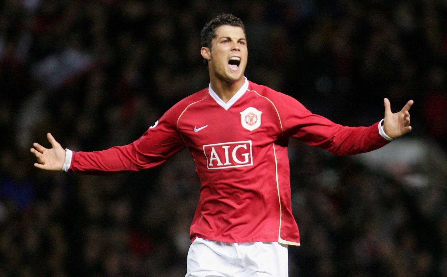 Cristiano Ronaldo mùa 200708 Khi một cầu thủ vượt qua mọi giới hạn của bản thân 1