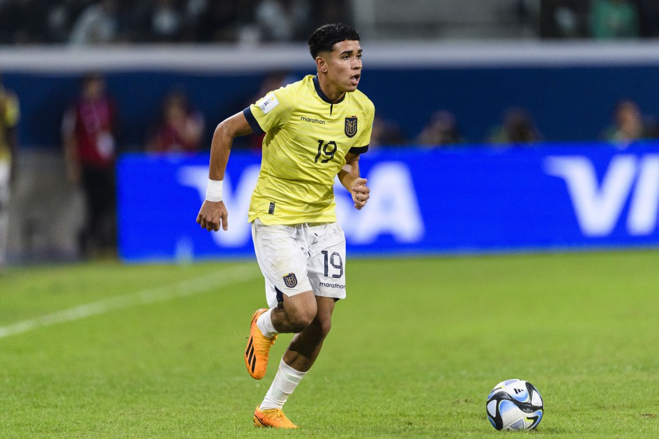 Đằng sau quyết định rời Chelsea của Rio Ngumoha 2