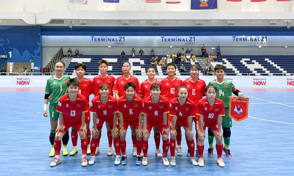 ĐT Futsal nữ Việt Nam dT Futsal nu Viet Nam