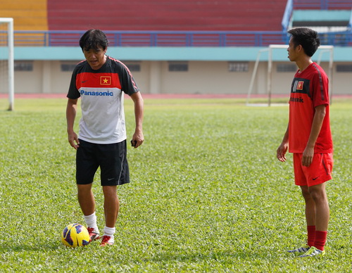 Linh hồn của ĐT Việt Nam: Anh là ai?