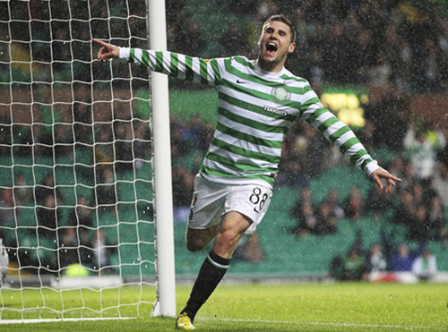 HLV Brendan Rodgers tăm tia tiền đạo của Celtic