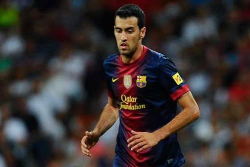 Vượt qua các đàn anh ở Barca, Busquets được vinh danh