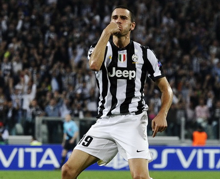 Juventus trói chân thành công trung vệ xuất sắc người Ý