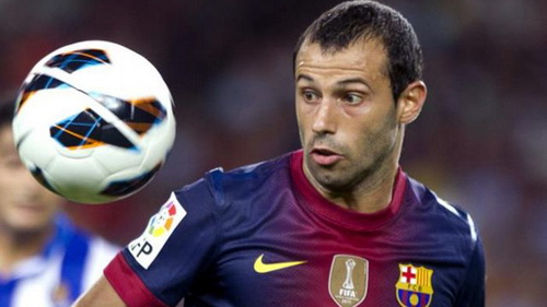 Tito Vilanova chưa thể bằng Guardiola ở chuyện giải quyết bài toán trung vệ