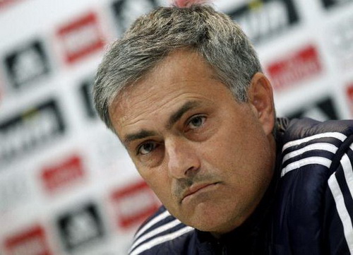 Real Madrid đã sai lầm khi giữ chân Mourinho?