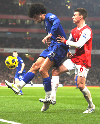 Everton - Arsenal: Pháo thủ quyết chiến!