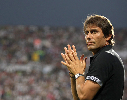Juve - Cagliari: Ngày kỉ niệm của Conte