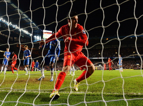 Không phải Van Persie, giá trị nhất Premier League phải là Suarez