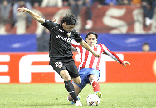 Trước vòng 10 La Liga: Đã đến lúc Atletico và Falcao hụt hơi với Barca?