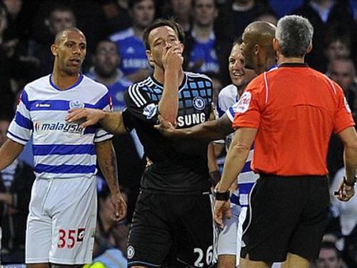 Sau Di Matteo, thêm một HLV tại Premier League mất việc