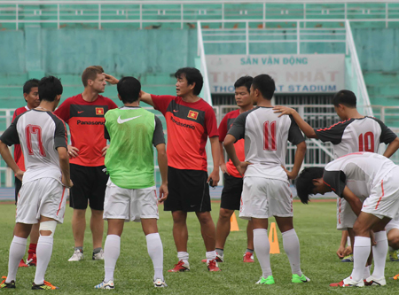 ĐT Việt Nam đến Thái Lan mà không có Phước Vĩnh?