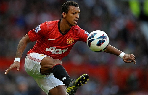 Wenger tính chuyện đưa Nani về thay Walcott ở Arsenal