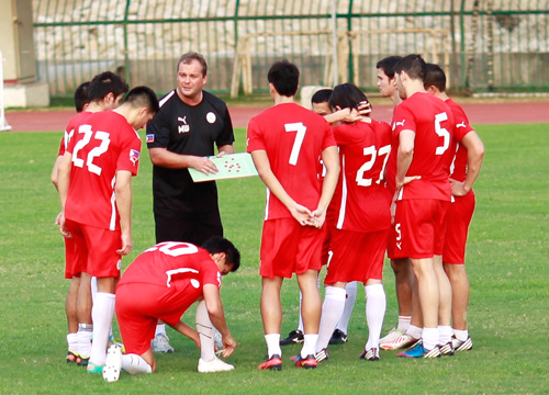 Bóng đá Đông Nam Á với thầy nội: Hiếm khi thành công