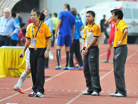 Ai xung phong từ chức vì thất bại lịch sử của ĐT Việt Nam?