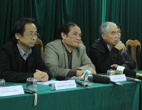 Lãnh đạo VFF phải trả lại tiền cho người hâm mộ ĐT Việt Nam!