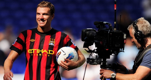 Real Madrid chú ý: Man City đã sẵn sàng thanh lý Edin Dzeko!