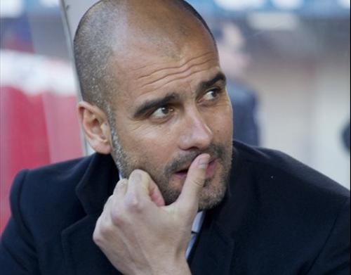 Guardiola dùng Pique đá đểu án phạt Real