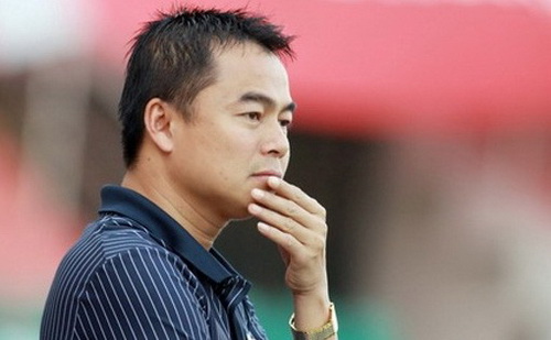 Không có HLV, “cò” Đại cầm quân ở Sài Gòn FC