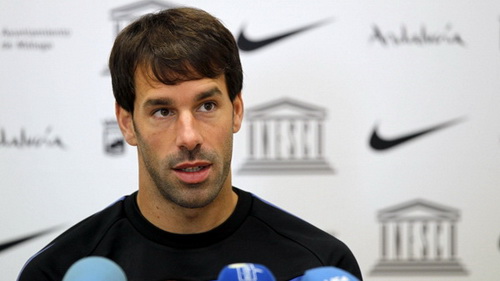 Chuyện giờ mới kể: Rời M.U, Van Nistelrooy vẫn còn 1 điều hối tiếc