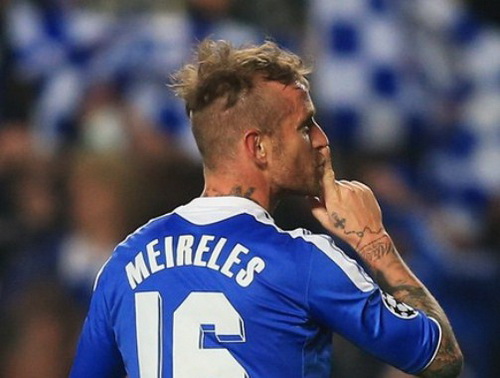 Napoli đưa ra kế sách mới cho Chelsea trong thương vụ Cavani